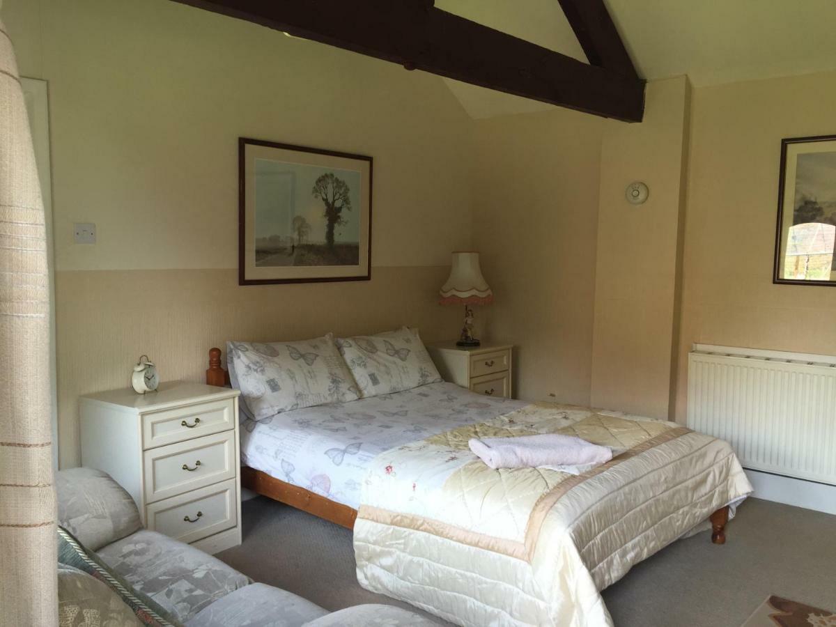 Rolandscroft Guest House Pontefract Exteriör bild